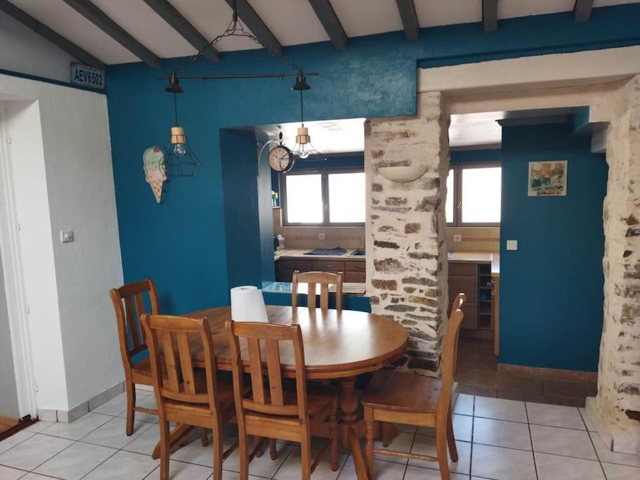 Charmante Maison Atypique En Village Saint-Colombin Zewnętrze zdjęcie